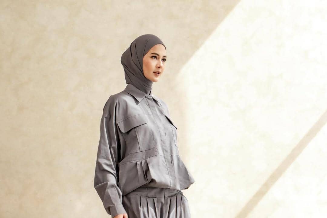 Profil Amapola Label, Brand Fashion Milik Paula Verhoeven