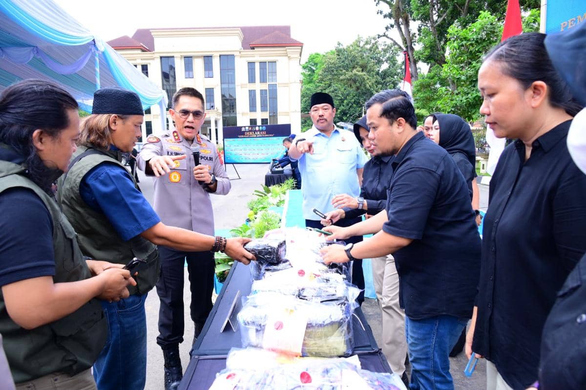 Polda Jambi Musnahkan Sabu 20 Kg dan 20 Ribu Butir Ekstasi