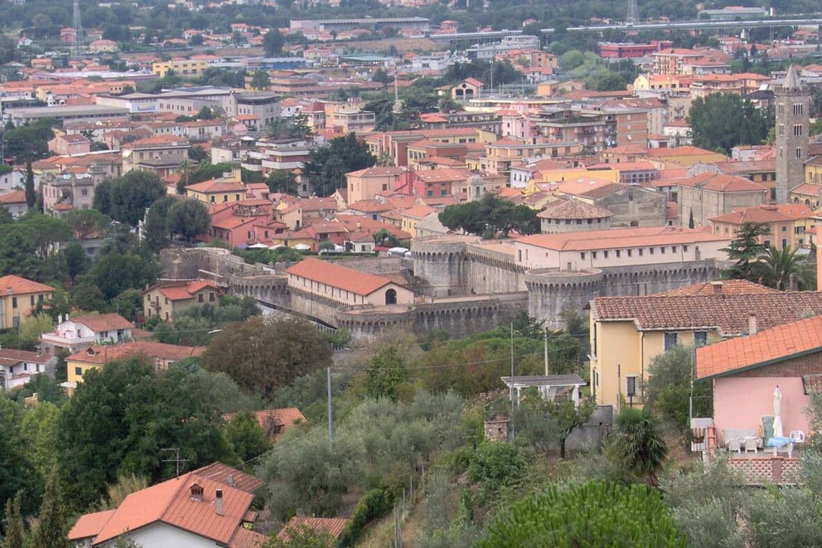 Kota Sarzana, Italia