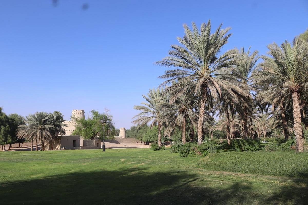 Al Jahili Fort dibangun untuk melindungi oasis dan perkebunan kurma di Al Ain.