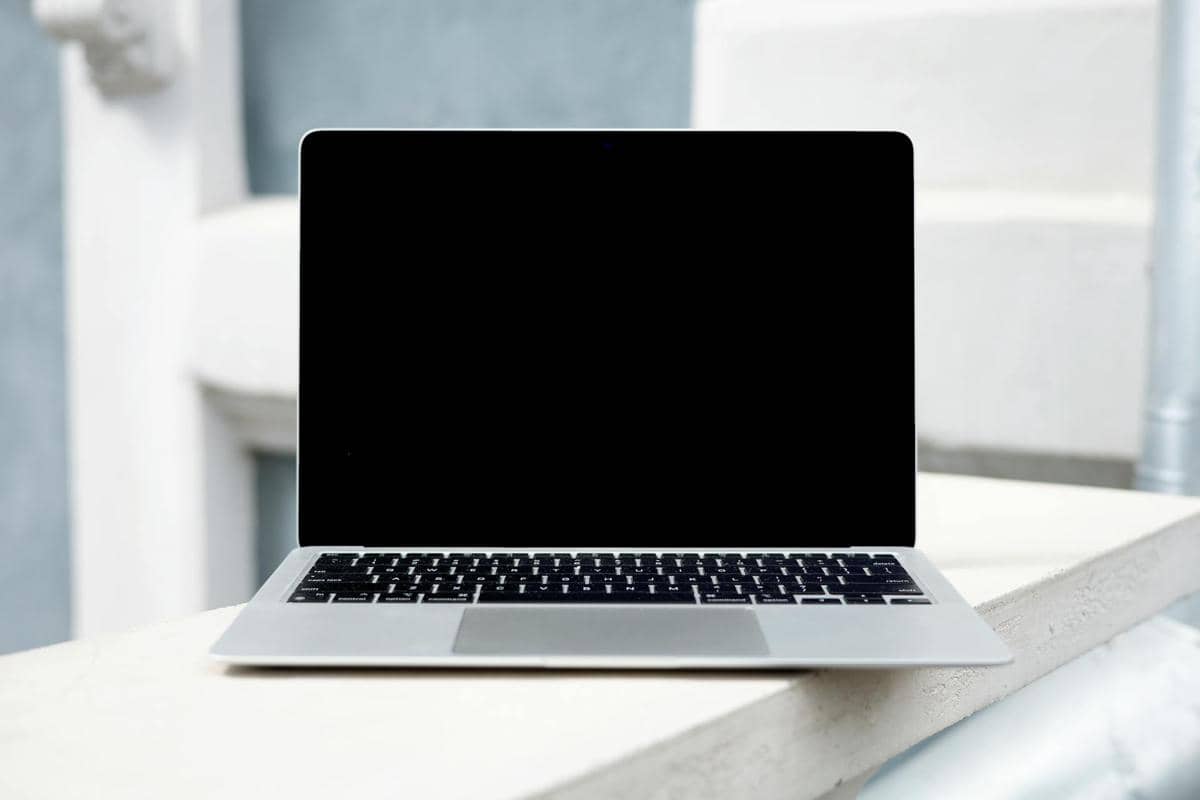 7 Tips Mengatasi Layar Flickering pada MacBook