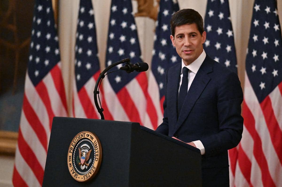 Kevin Warsh Resmi Gantikan Jerome Powell Jadi Ketua The Fed