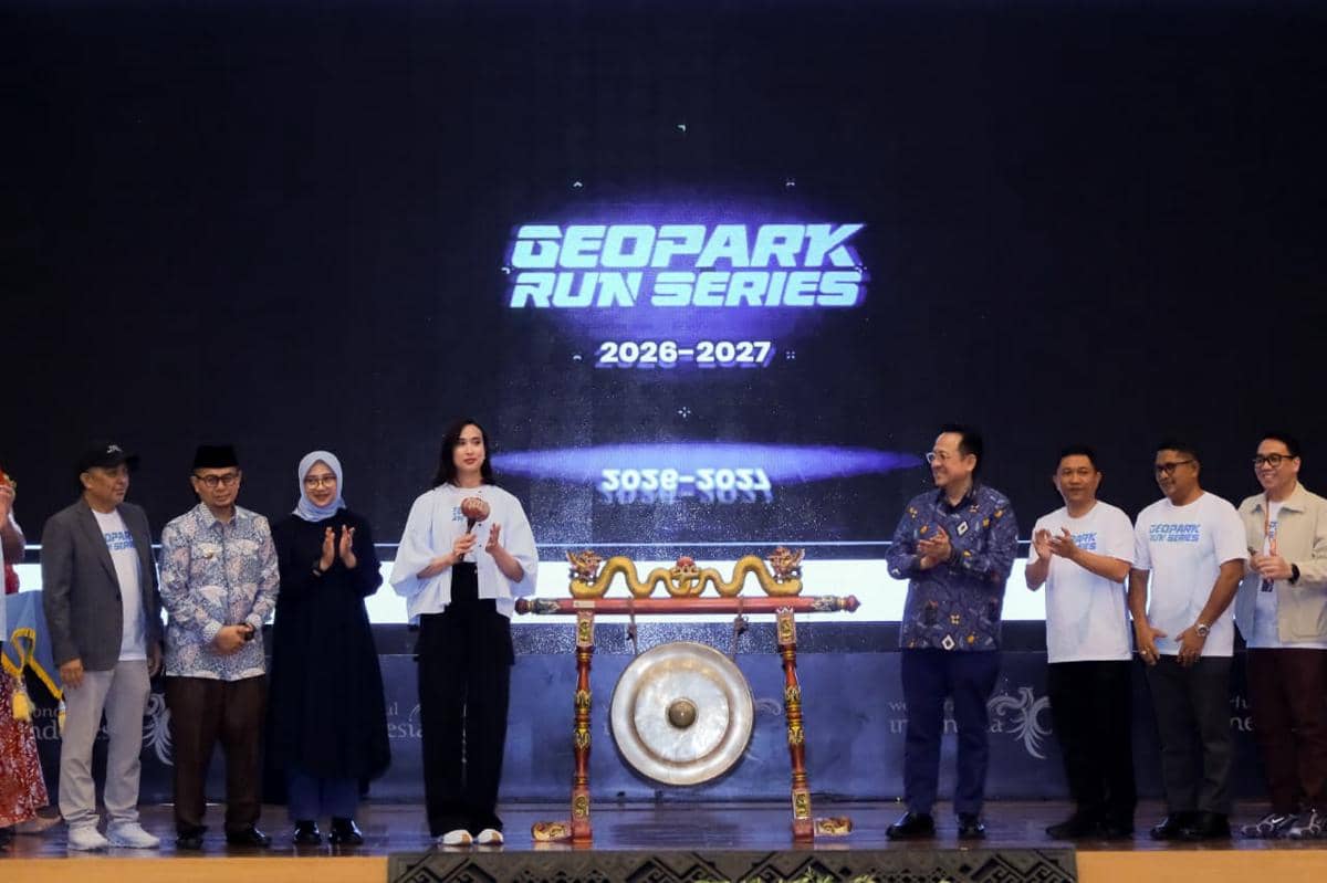 Berwisata Sekaligus Berlari di Geopark Run Series 2026-2027