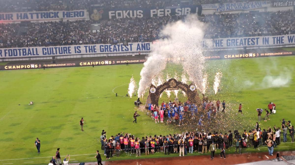 Persib Hattrick Juara, Bojan Hodak Akui Banyak Keberuntungan Musim Ini