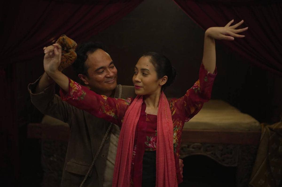 Review Badut Gendong, Kisah Kelahiran 'Joker' di Qodrat Universe