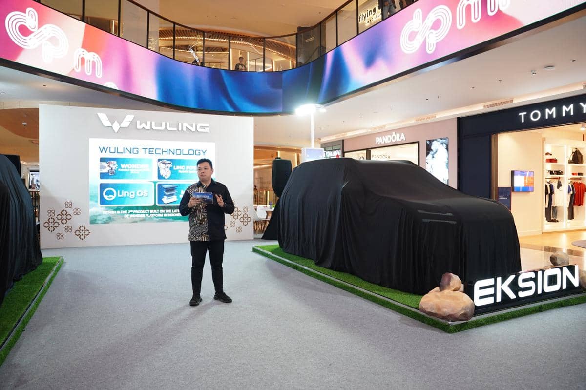Melalui kehadiran Wuling Eksion di Semarang, kami ingin menghadirkan pilihan SUV keluarga modern dengan teknologi EV dan Plug-in Hybrid.JPG