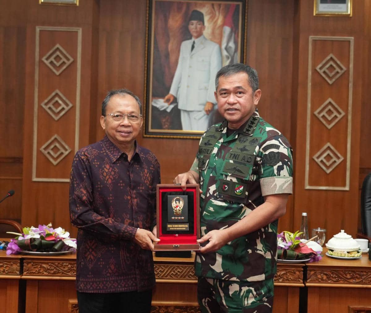 KSAD, Maruli Simanjuntak, Bali