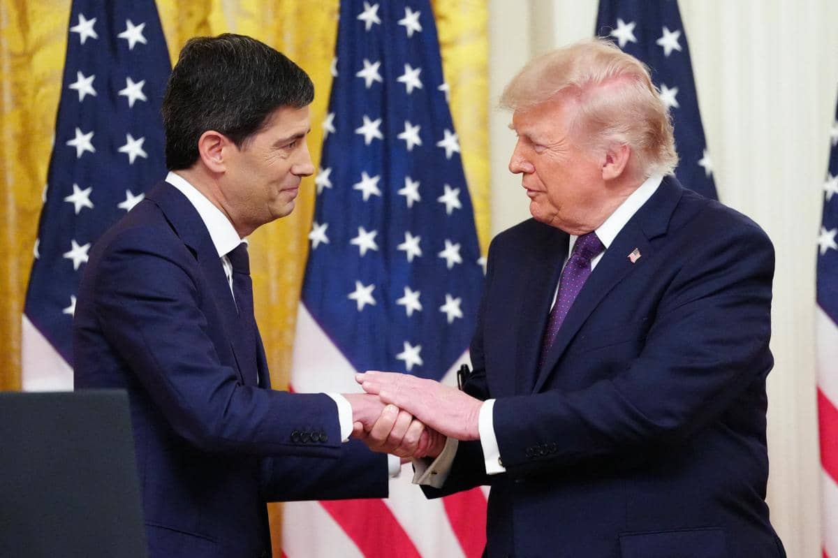 Kevin Warsh Resmi Gantikan Jerome Powell Jadi Ketua The Fed