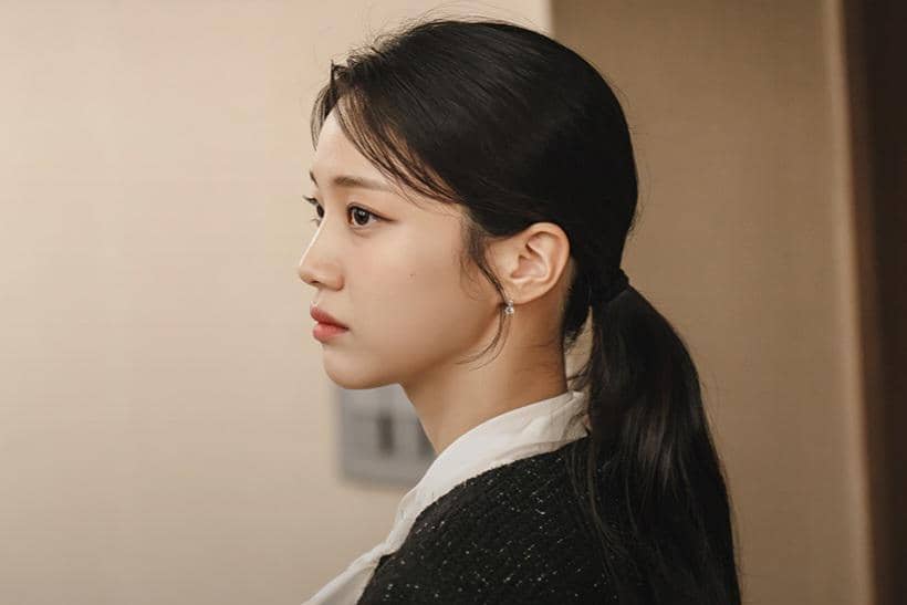 Hong Hwa Yeon di Filing For Love