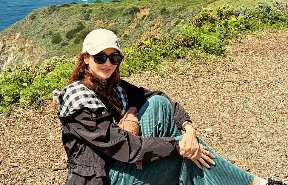 9 Potret Seru Saumya Tandon Liburan di Amerika Serikat, Bareng Anak!