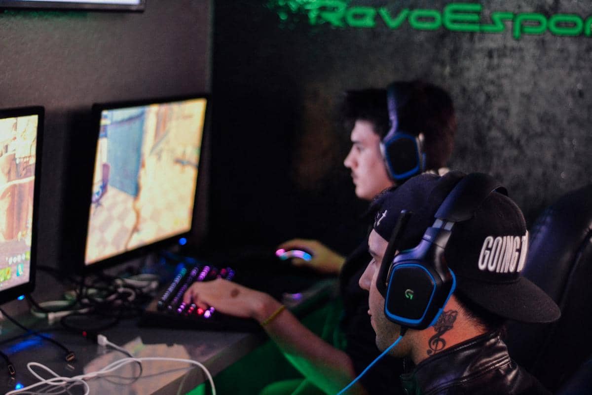 ilustrasi gaming