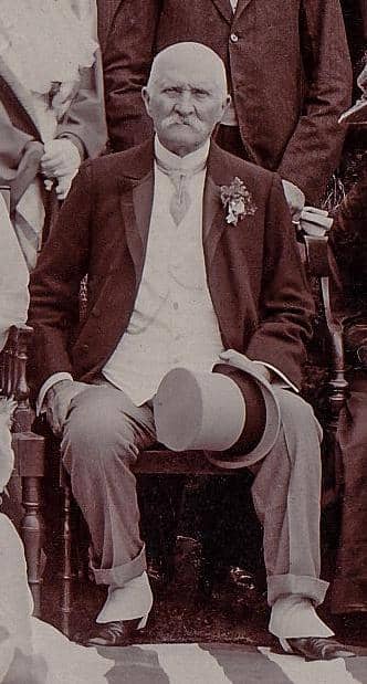 Henry Irwin (1841–1922), seorang arsitek terkemuka yang aktif di India Britania.