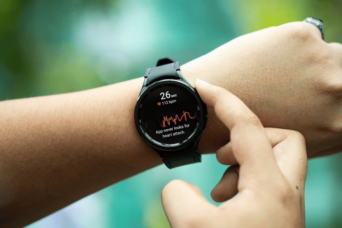 ilustrasi smartwatch