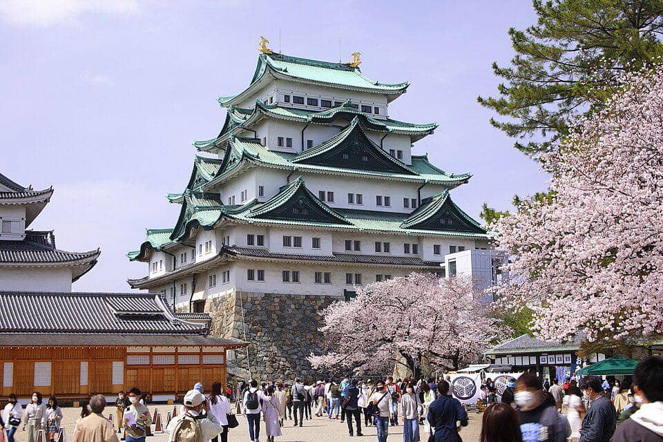 Kastil Nagoya di Jepang