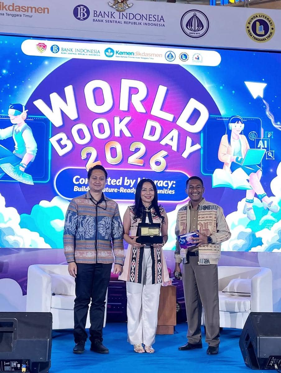 Dee Lestari di Kupang