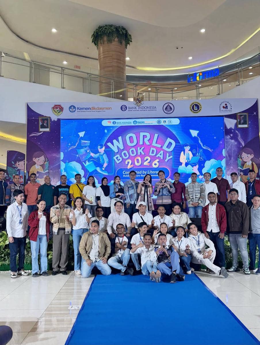 Dee Lestari di Kupang