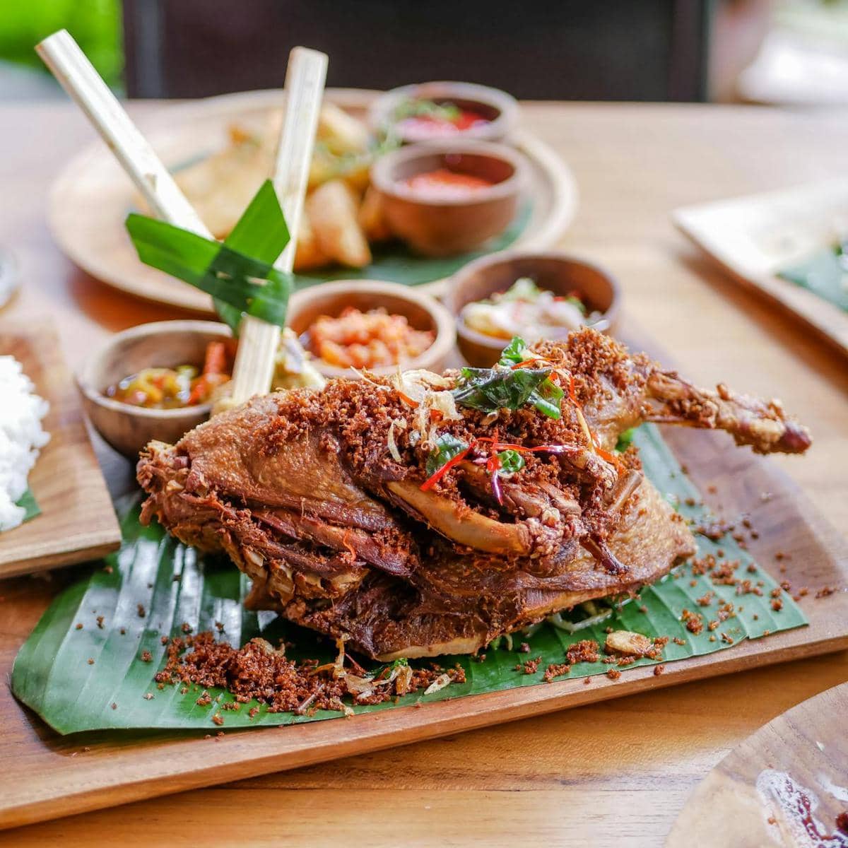 Ilustrasi hidangan daging itik