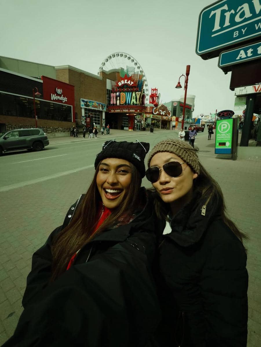Novia Bachmid liburan di Canada