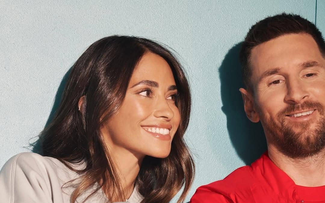 Pelajaran Cinta Lionel Messi dan Istri, Cinta Pertama Sejak Belia