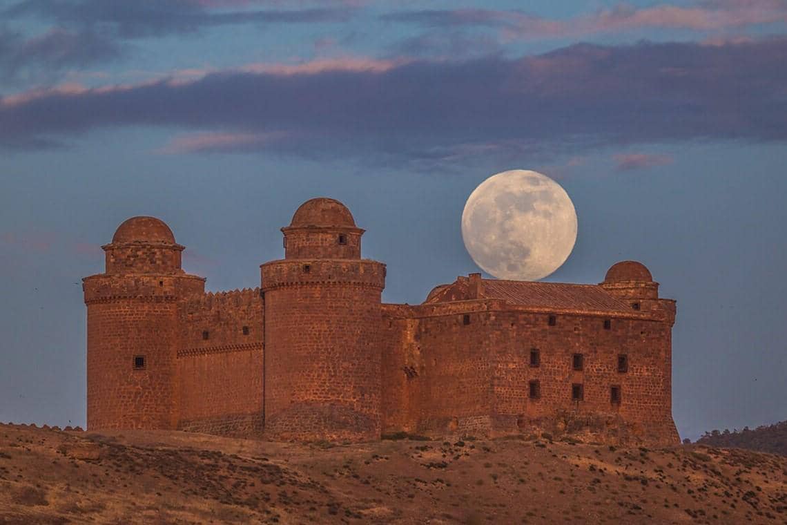 5 Fakta Calahorra Castle, Kastel Romantis Pelopor Gaya Renaisans di Spanyol