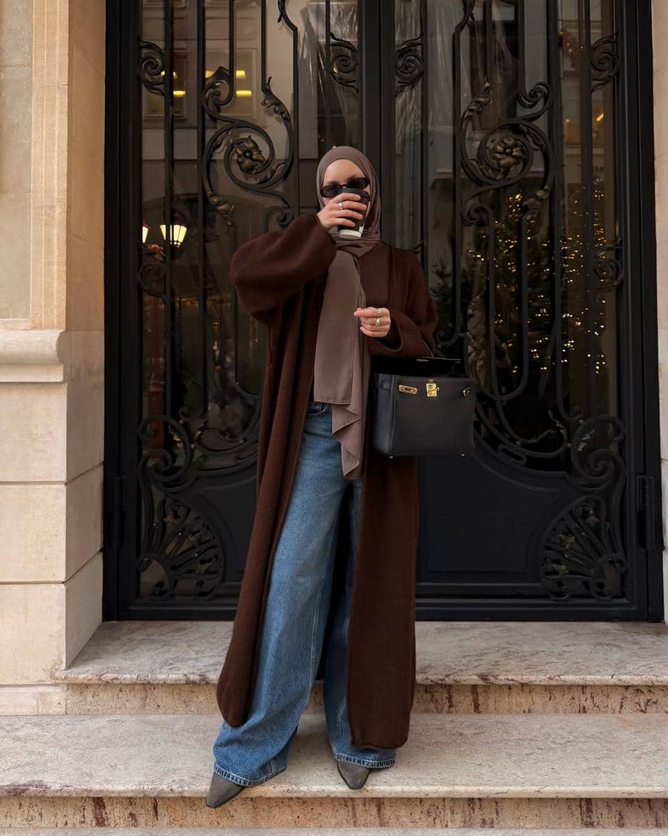 OOTD Pakai Long Coat ala Alyona Tata
