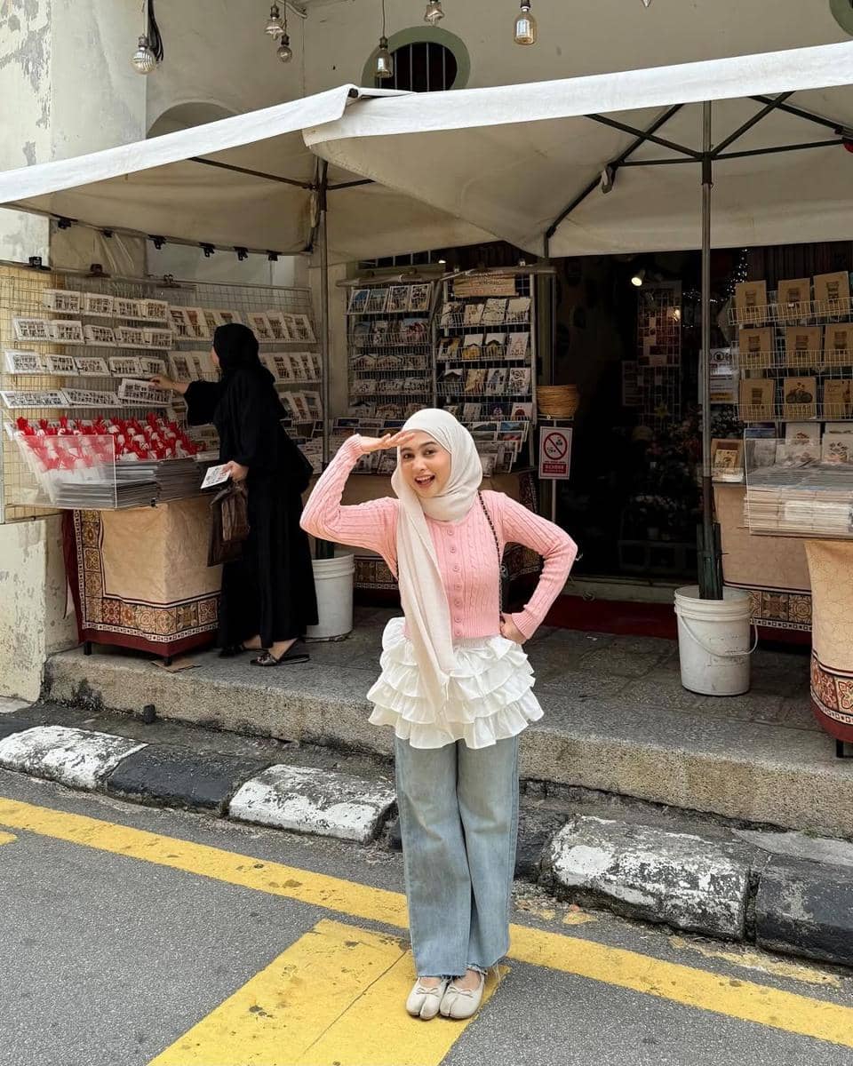 OOTD Blue Jeans ala Syindi Lucia