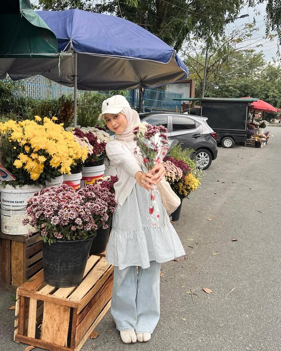 OOTD Blue Jeans ala Syindi Lucia