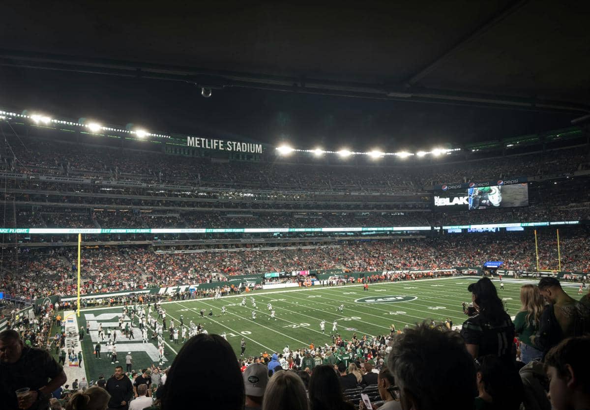ilustrasi suasana di MetLife Stadium 