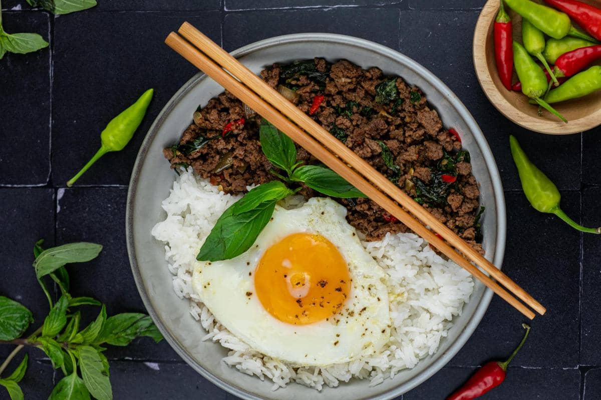 5 Tips Memasak Daging Sapi untuk Pad Kra Pao, Tidak Amis