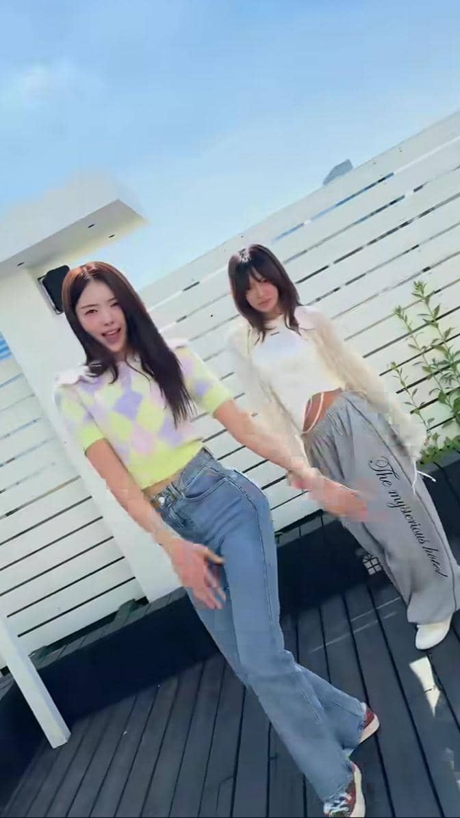 cuplikan Hyoyeon SNSD ikut dance challenge Suddenly I.O.I