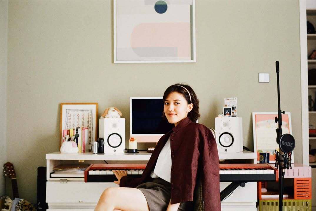 Lirik Lagu Pindah Pelan Pelan - Ify Alyssa, Beserta Maknanya!