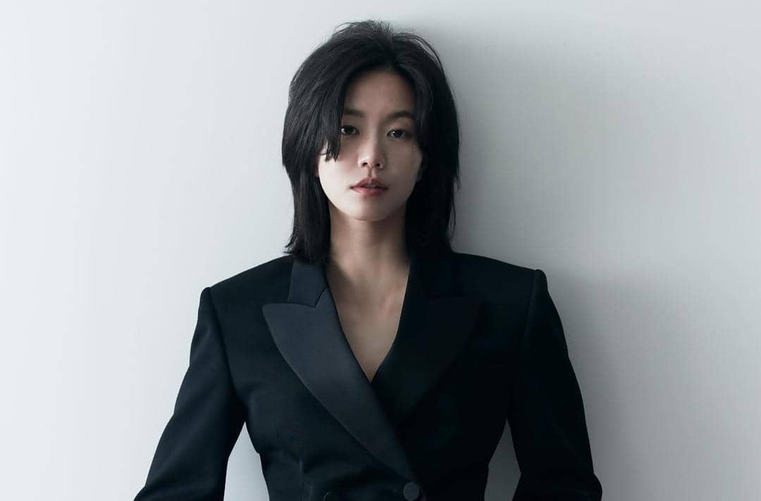 Lee Seol