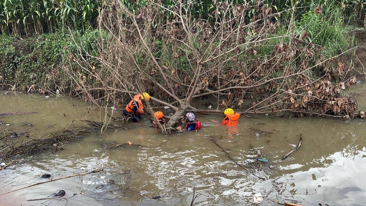 Lansia Terjatuh dan Terseret Arus Saluran Irigasi di Wajo, Tim SAR Dikerahkan