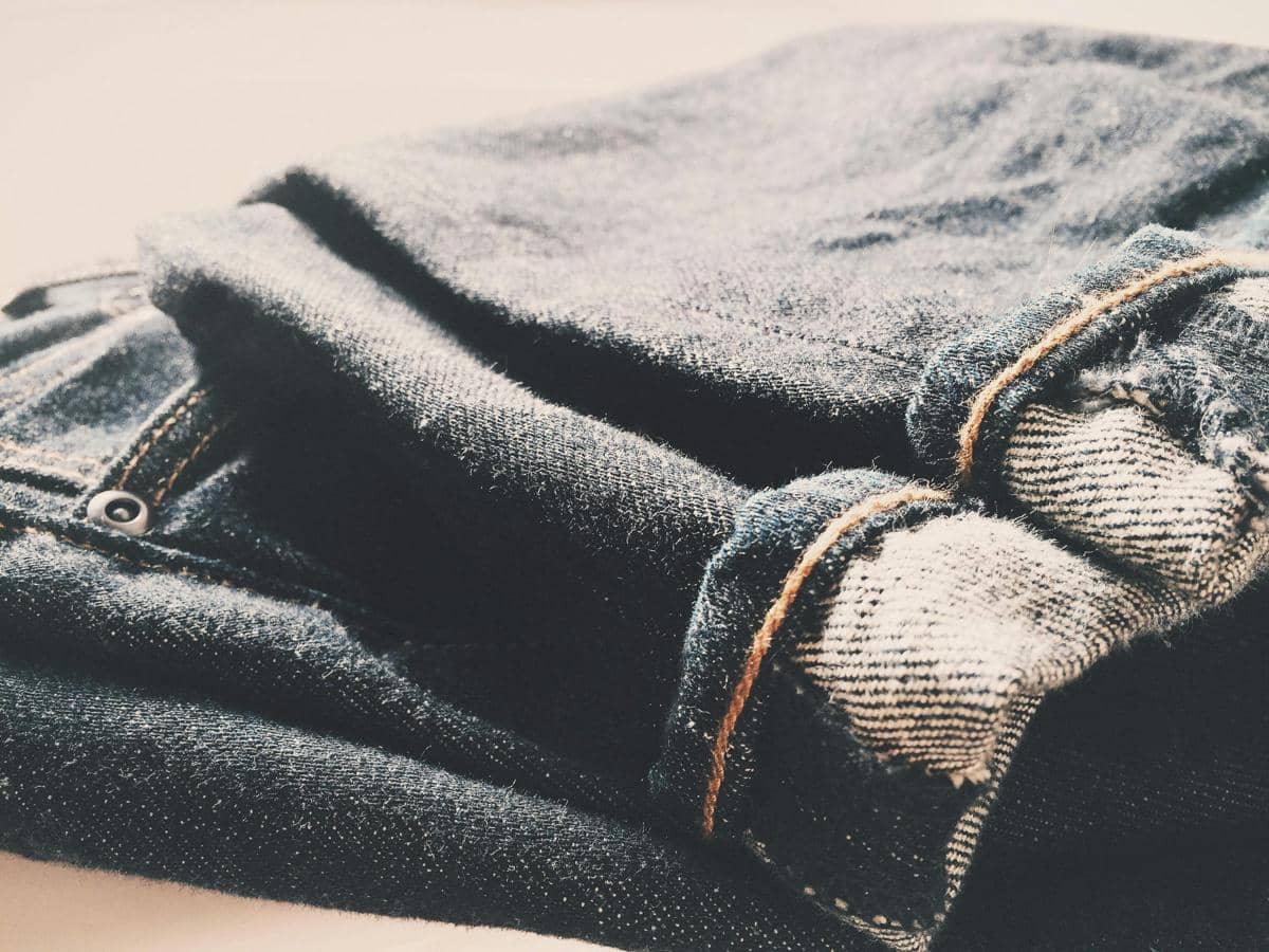 Apa Itu Denim Selvedge? Ini Bedanya dengan Jeans Biasa