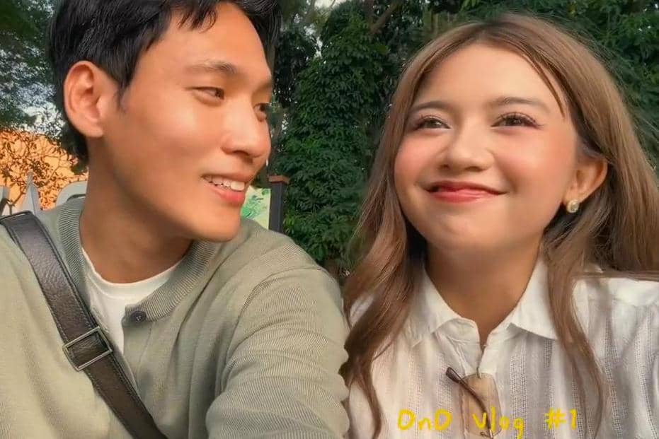 7 Potret Diva Azzura dan Na Daehoon Nge-date, Bak Remaja Kasmaran