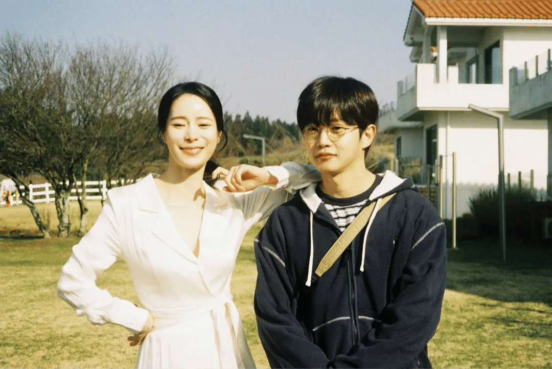 Lim Ji Yeon dan Kim Min Seok