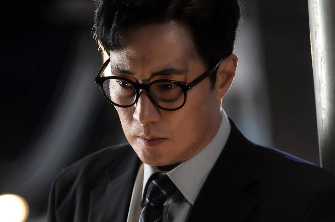 So Ji Sub di drama Agent Kim Reactivated