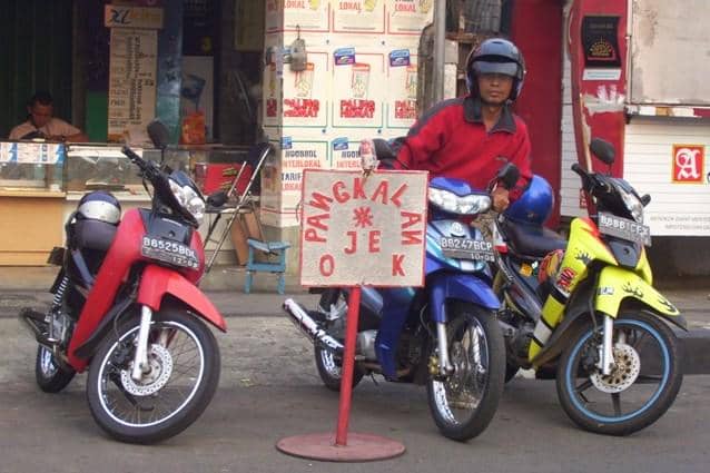 ilustrasi pangkalan ojek