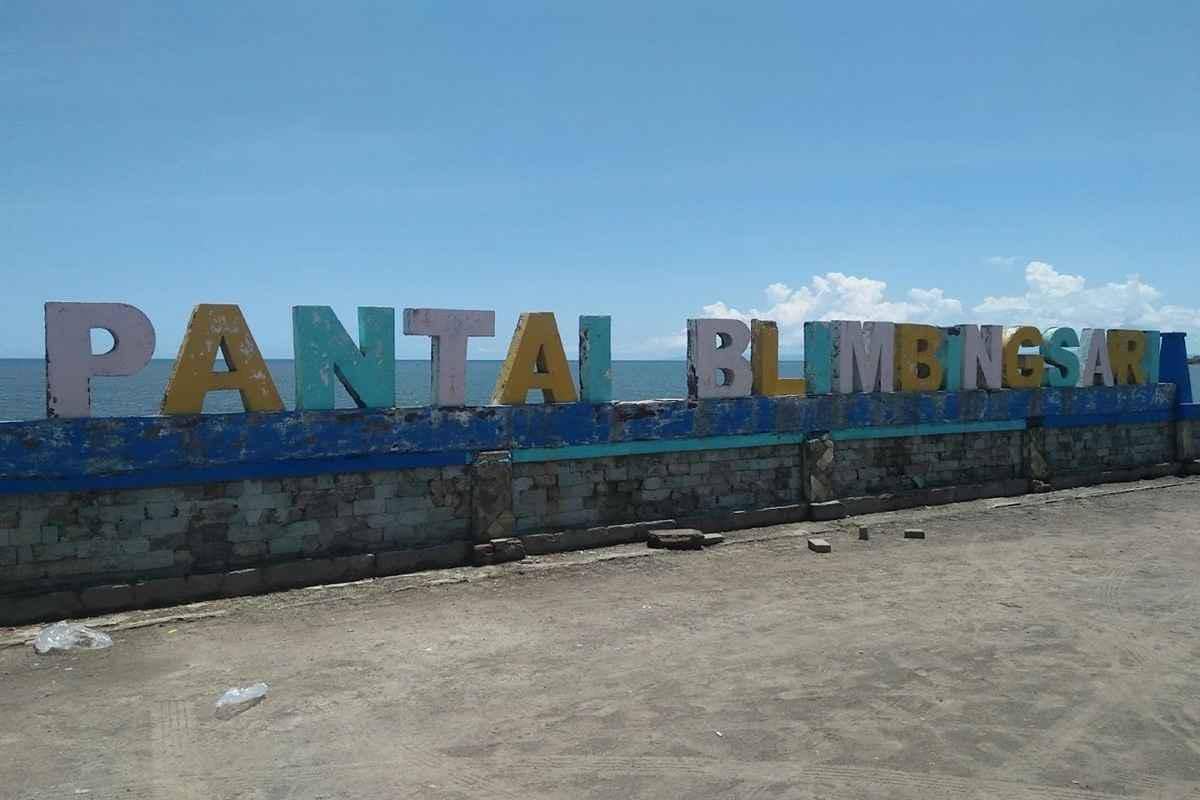 potret Pantai Blimbingsari