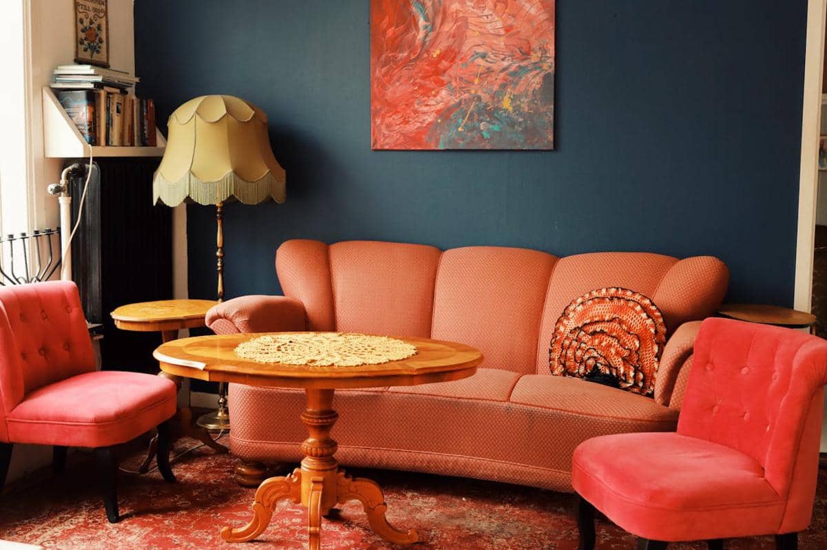 Ilustrasi whimsical interior 