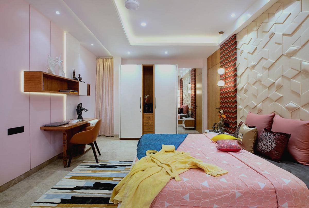 meja belajar di kamar anak