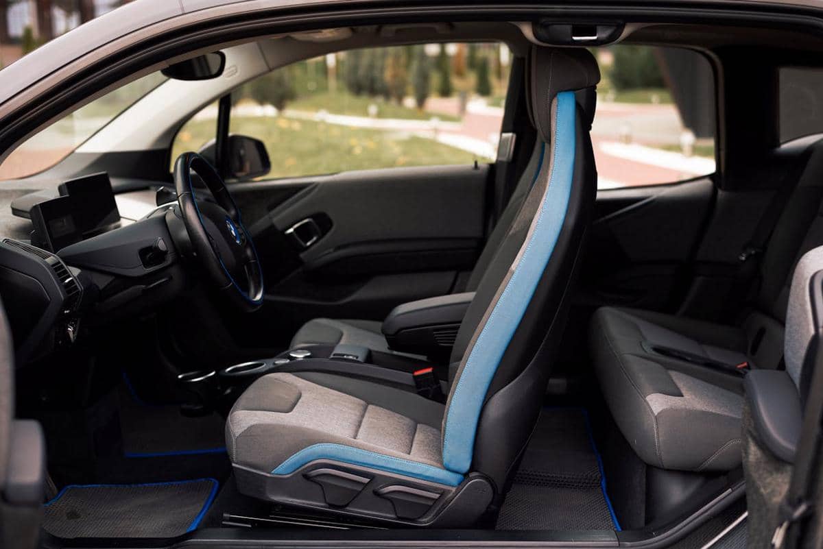 Ilustrasi interior mobil