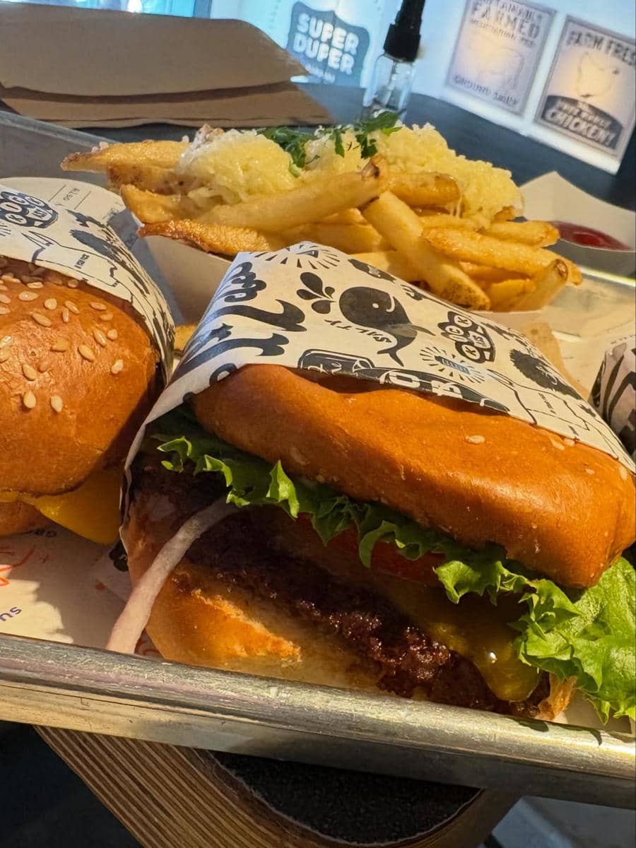Ririn Ekawati dan Cattleya jalan-jalan di San Fransisco
