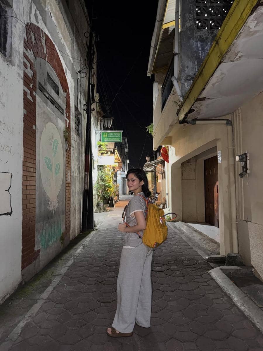 Tissa Biani jalan-jalan di Kota Solo