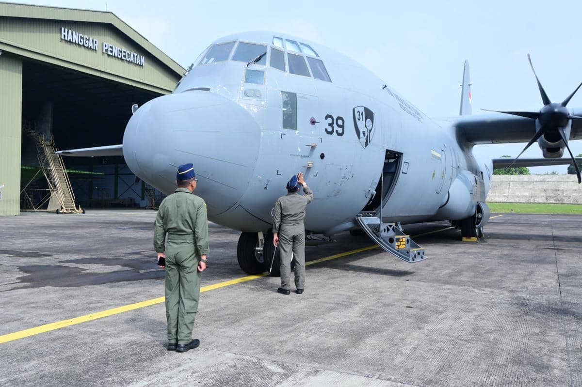 Teknisi TNI AU Sukses Tangani Perawatan Berkala Super Hercules C-130J