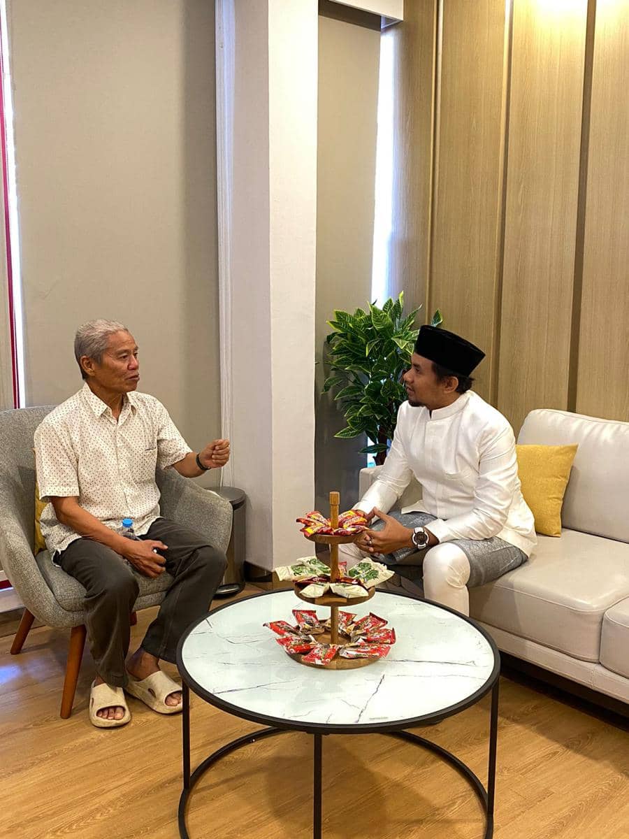 HUT ke-31, Manajemen Telkomsel Lampung Layani Pelanggan di Grapari