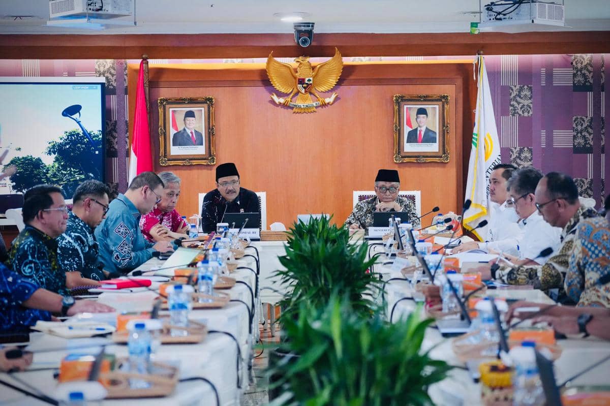 Mensos Minta Kelola Asrama Sekolah Rakyat seperti Hotel Bintang Lima