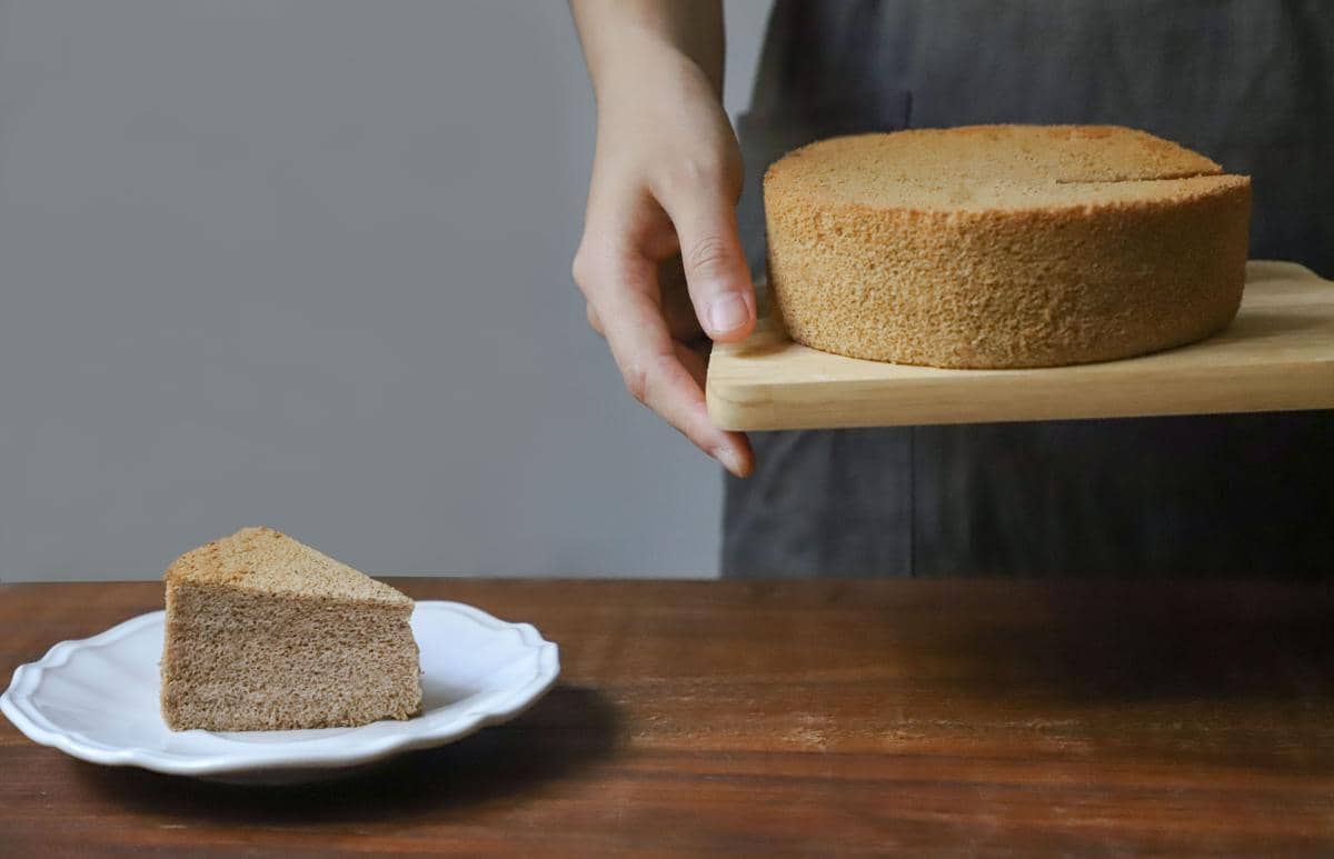 Resep Bolu Ketan Putih tanpa Oven yang Teksturnya Lembut