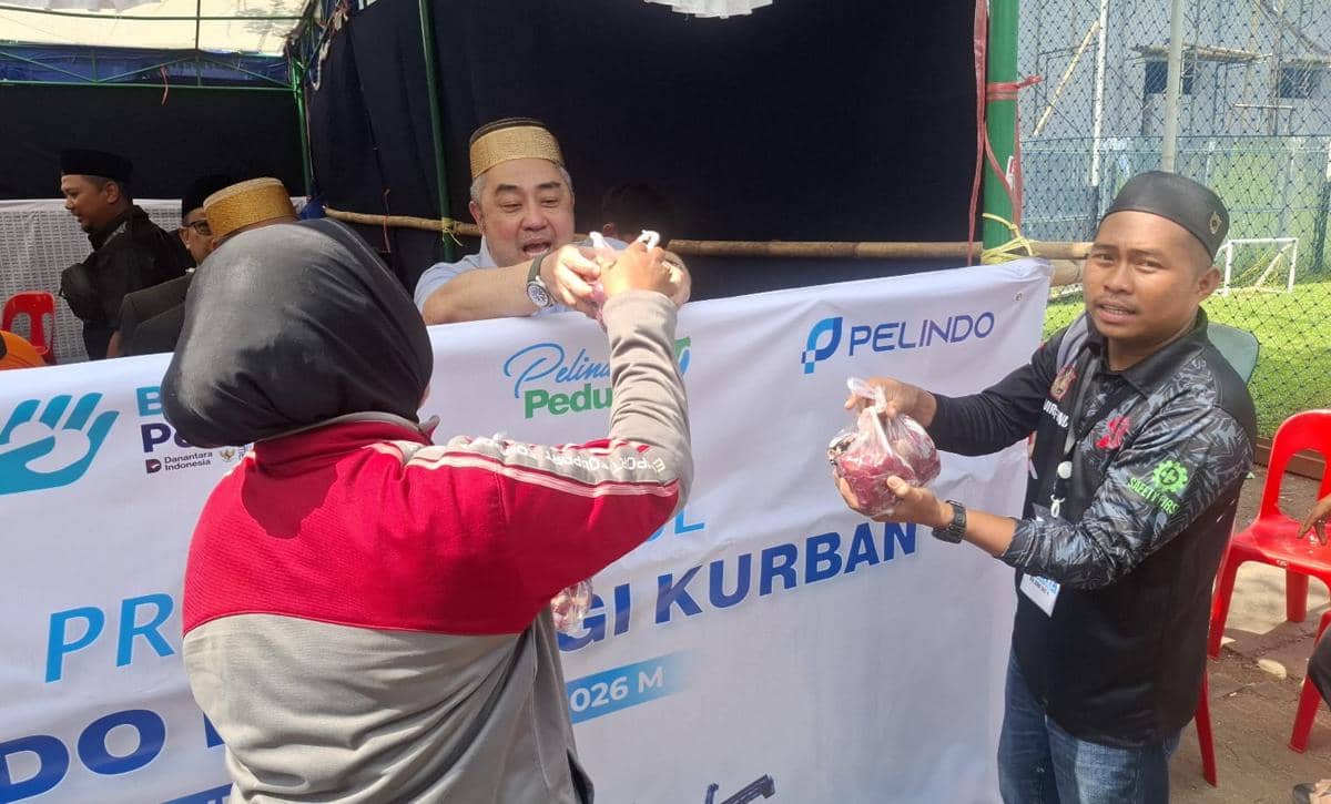 Idul Adha, Pelindo Regional 4 Salurkan 35 Sapi Kurban untuk Warga