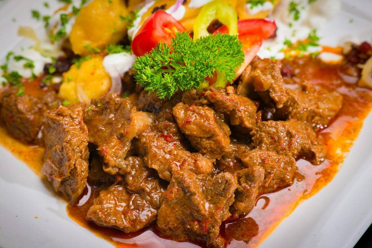 Resep Krengsengan Daging dan Jeroan Sapi, Bumbunya Medok!